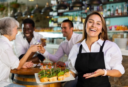 atendente em um comércio de bebidas - fidelização de clientes - Assaí Atacadista