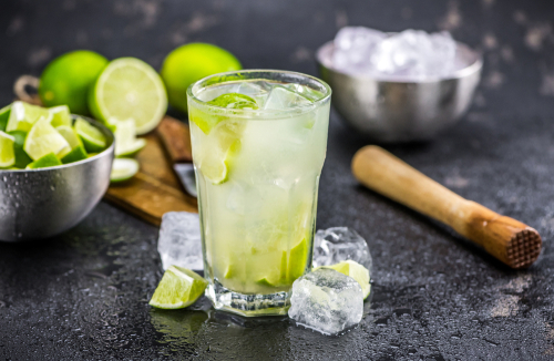 caipirinha - bebidas para o carnaval - assaí atacadista