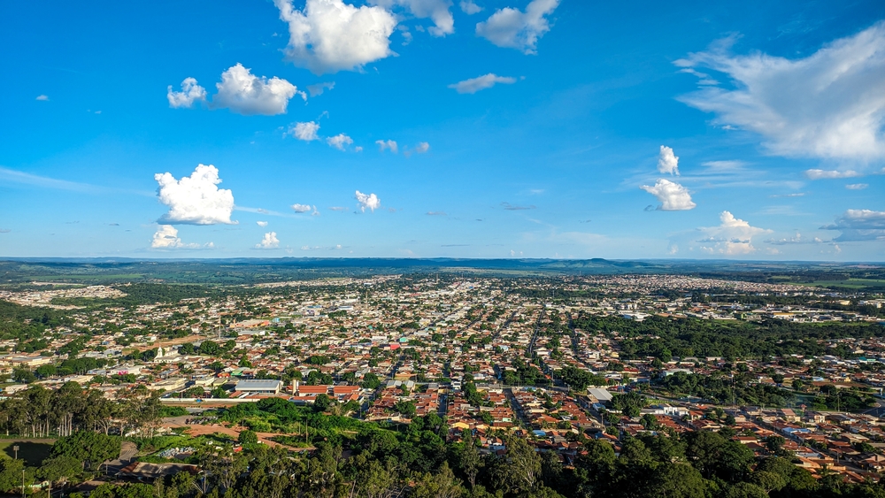 cidade de Senador Canedo, Goiás - verão 2025 - Assaí Atacadista
