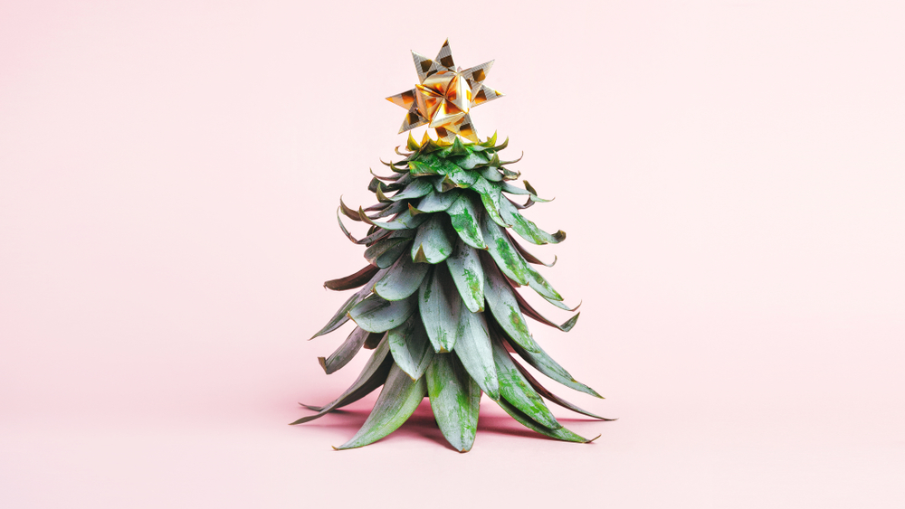 coroa do abacaxi com uma estrela no topo - mesa posta de Natal - Assaí Atacadista