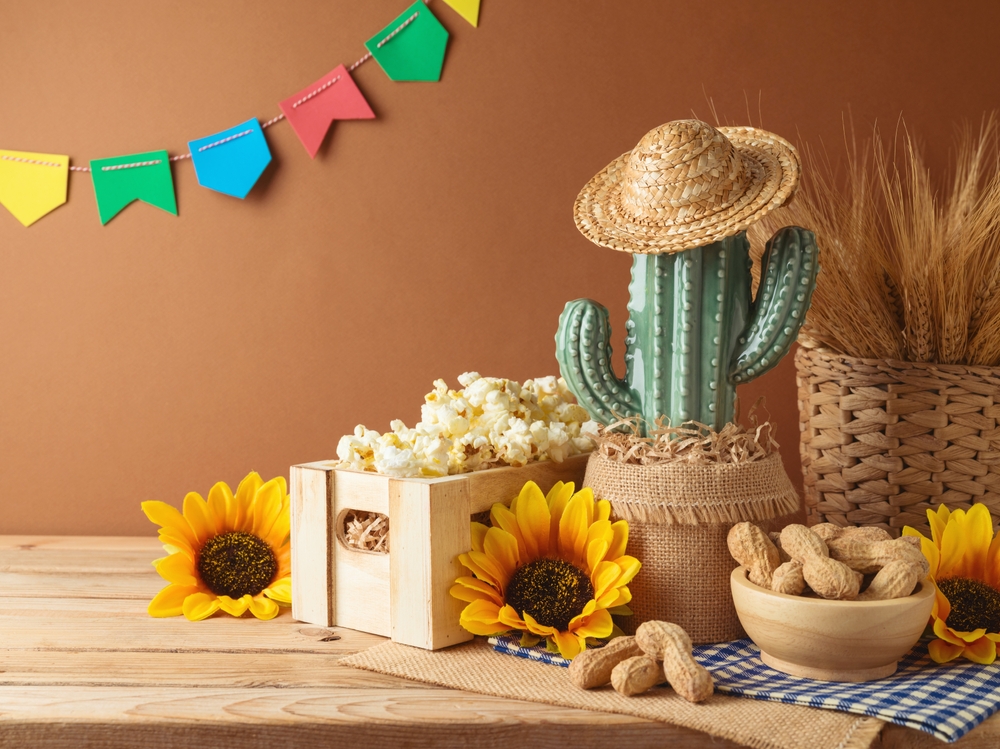 decoração de São João - renda extra junina - Assaí Atacadista