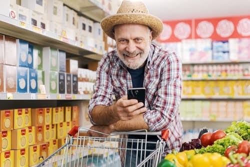 empreendedor economizando ao comprar no atacado - Assaí Atacadista