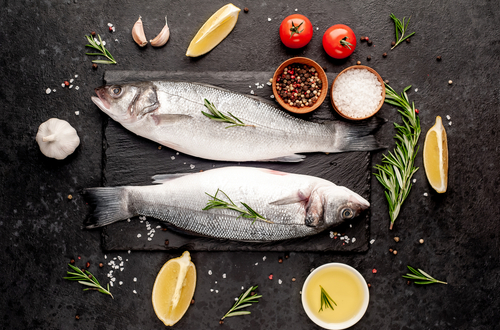 tilápia com temperos e tomates - peixe para a Páscoa - Assaí Atacadista