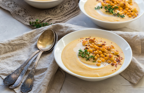 pratos com sopa de grão-de-bico - Assaí Atacadista - receitas de sopas