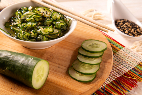 receita de salada agridoce de pepino - sunomono - hortifrúti feira Assaí Atacadista