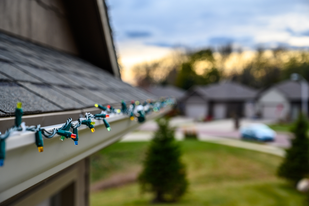 Luzes de Natal: decore a casa com economia e segurança