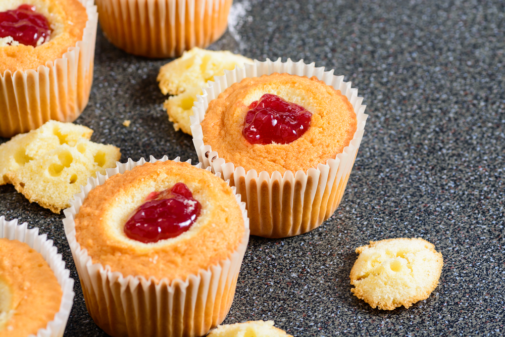 cupcake de fubá com goiabada - receitas de bolos juninos - Assaí Atacadista