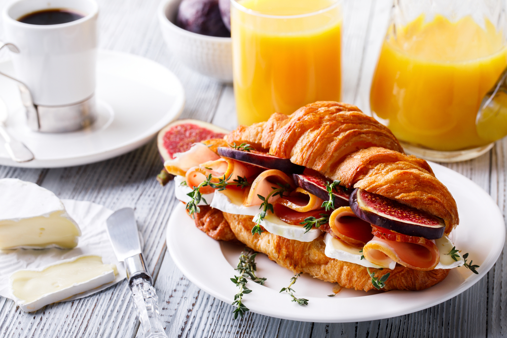sanduiche de mortadela e figos - lanches leves - Assaí Atacadista
