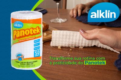 banner Panotek com uma embalagem e uma mão branca limpando uma mesa-alklin-Assaí Atacadista