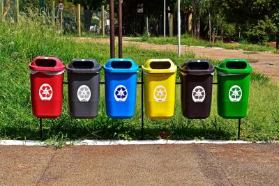 lixos reciclaveis coloridos - são joão sustentavel - Assaí Atacadista