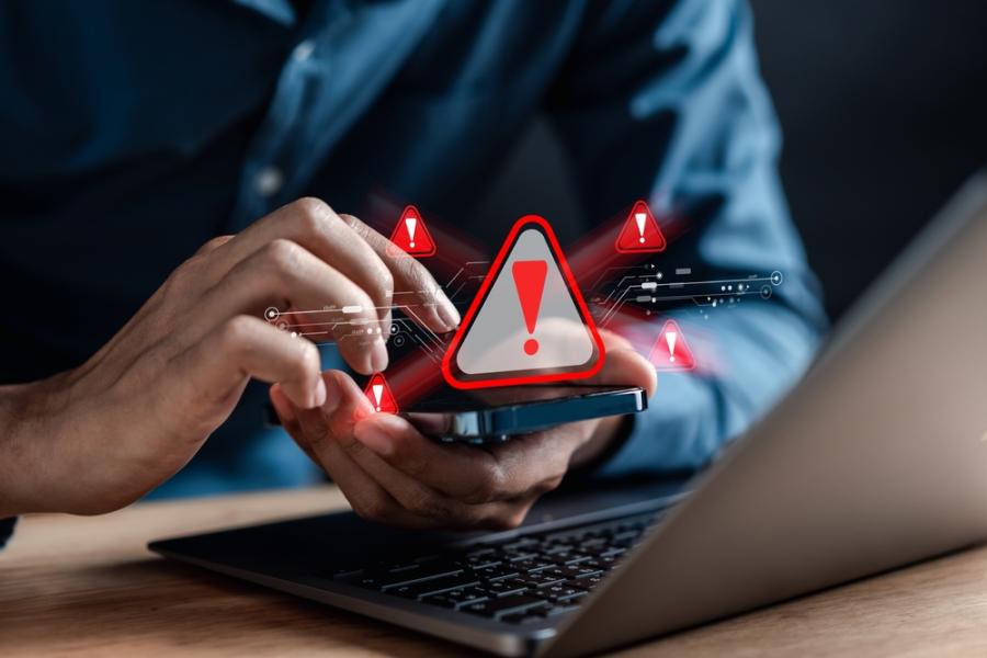 notificações de atenção para golpe e fake news no celular - Assaí Atacadista