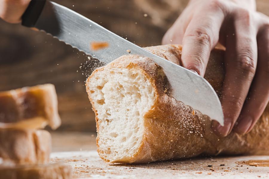 Pão feito com Fermento Biológico Fleischmann - assaí atacadista