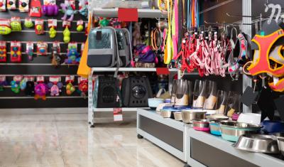 pet shop com vários produtos para animais - Assaí Atacadista
