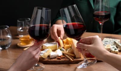 harmonizar queijos e vinhos - Assaí Atacadista