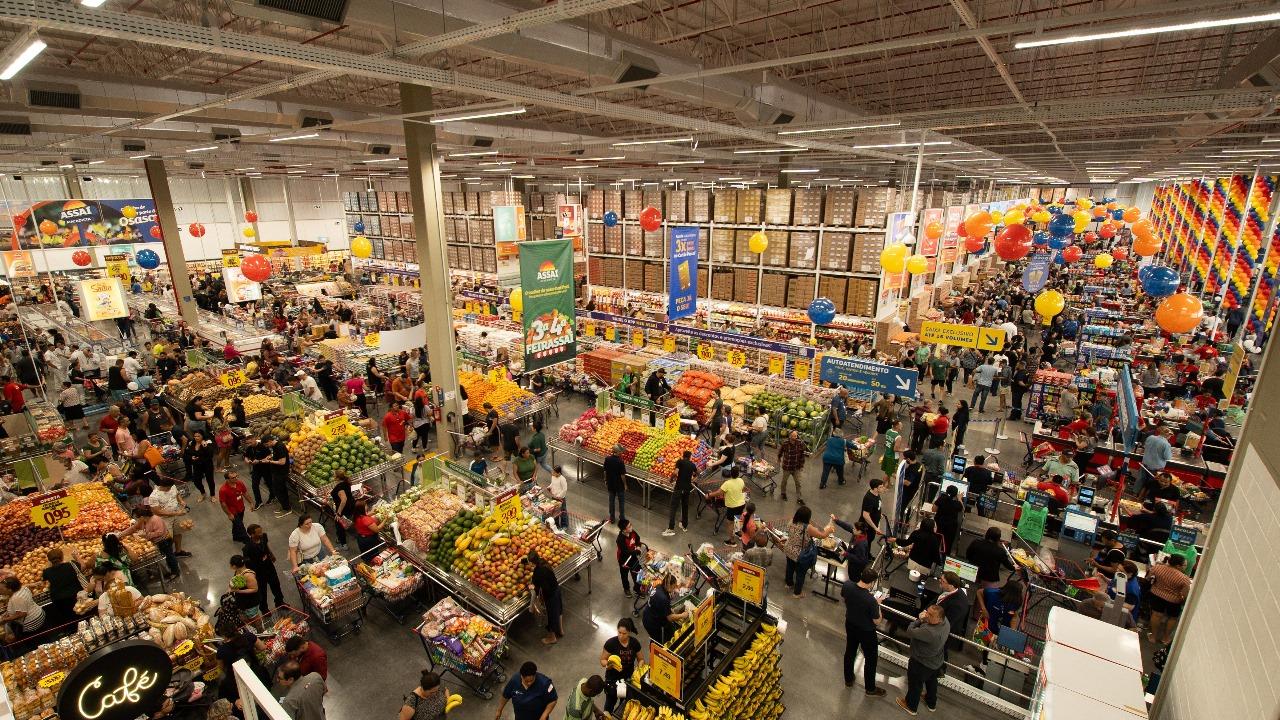 Compras grátis, no valor de até R$ 750, são sorteadas em todas as lojas da rede diariamente – Divulgação: Assaí Atacadista