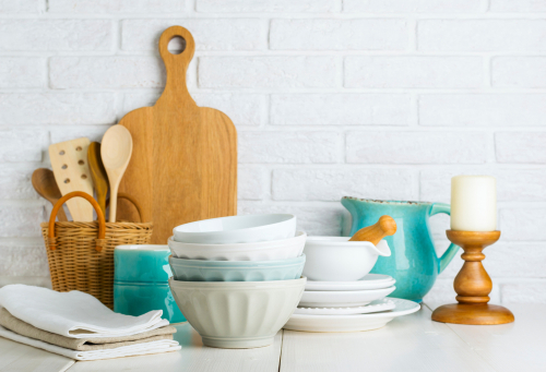 utensílios de cozinha em uma bancada - Assaí Atacadista - embalagens